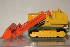 K 8C 3 Caterpillar Traxcavator.jpg